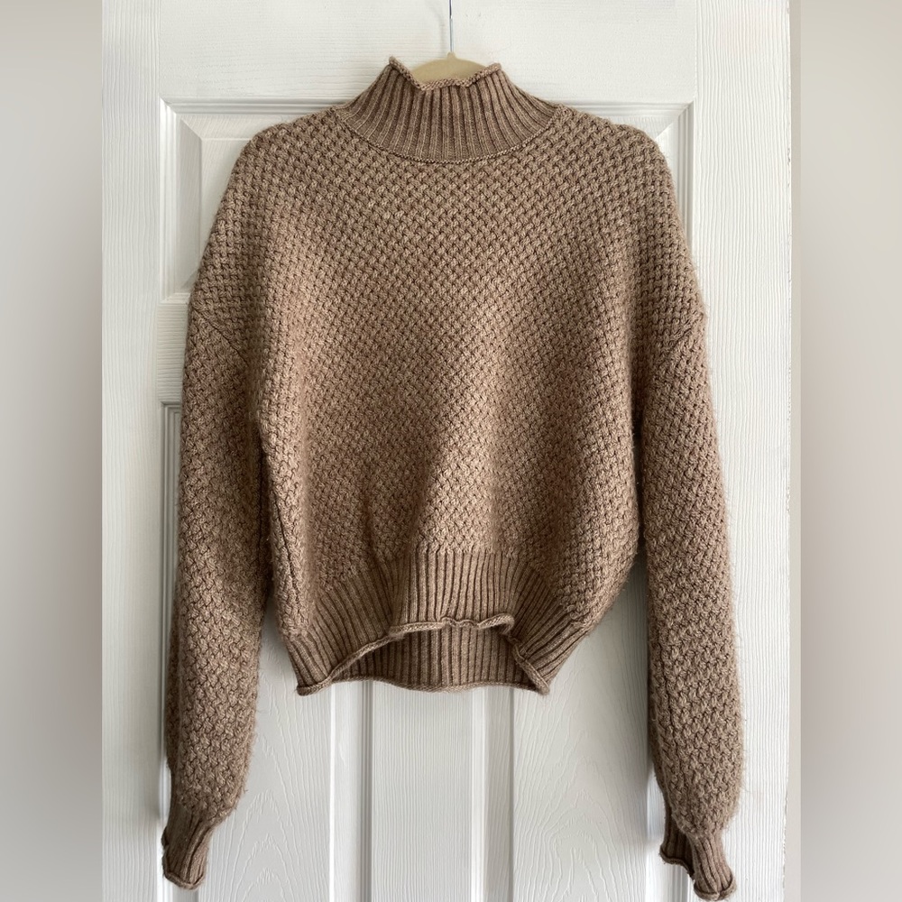 XLE woven sweater